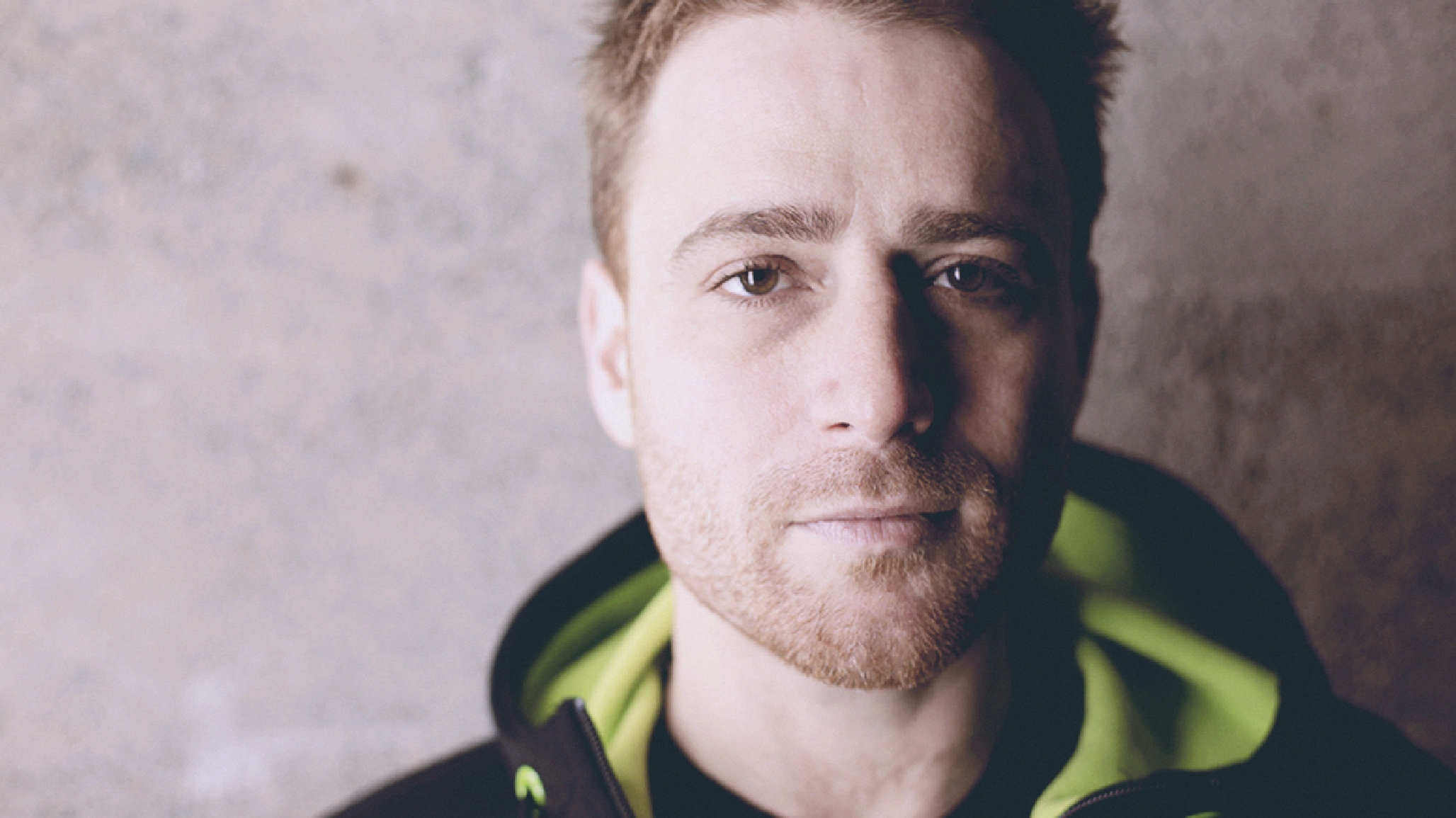 Cover image for From 0 to $1B - Slack's Founder Shares Their Epic Launch Strategy